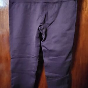 Brand New, Never Worn SPANX Plum Textured Leggings